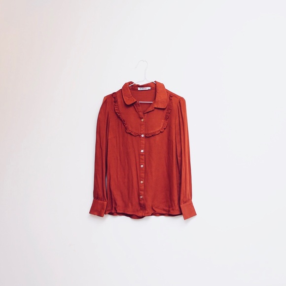 JustFab Ruffle Front Blouse - Picture 1 of 5